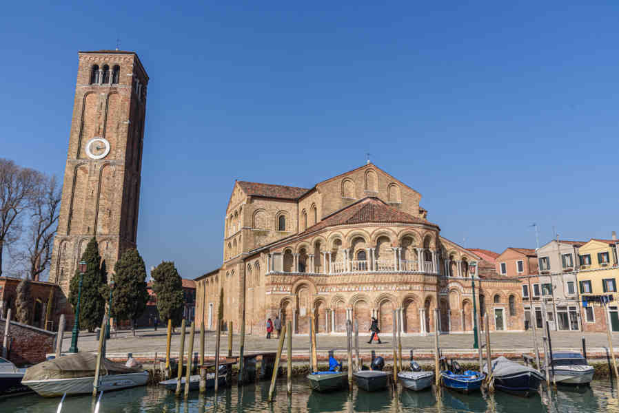 Italia - Venecia 293 - isla de Murano - basílica de Santa María y San Donato.jpg